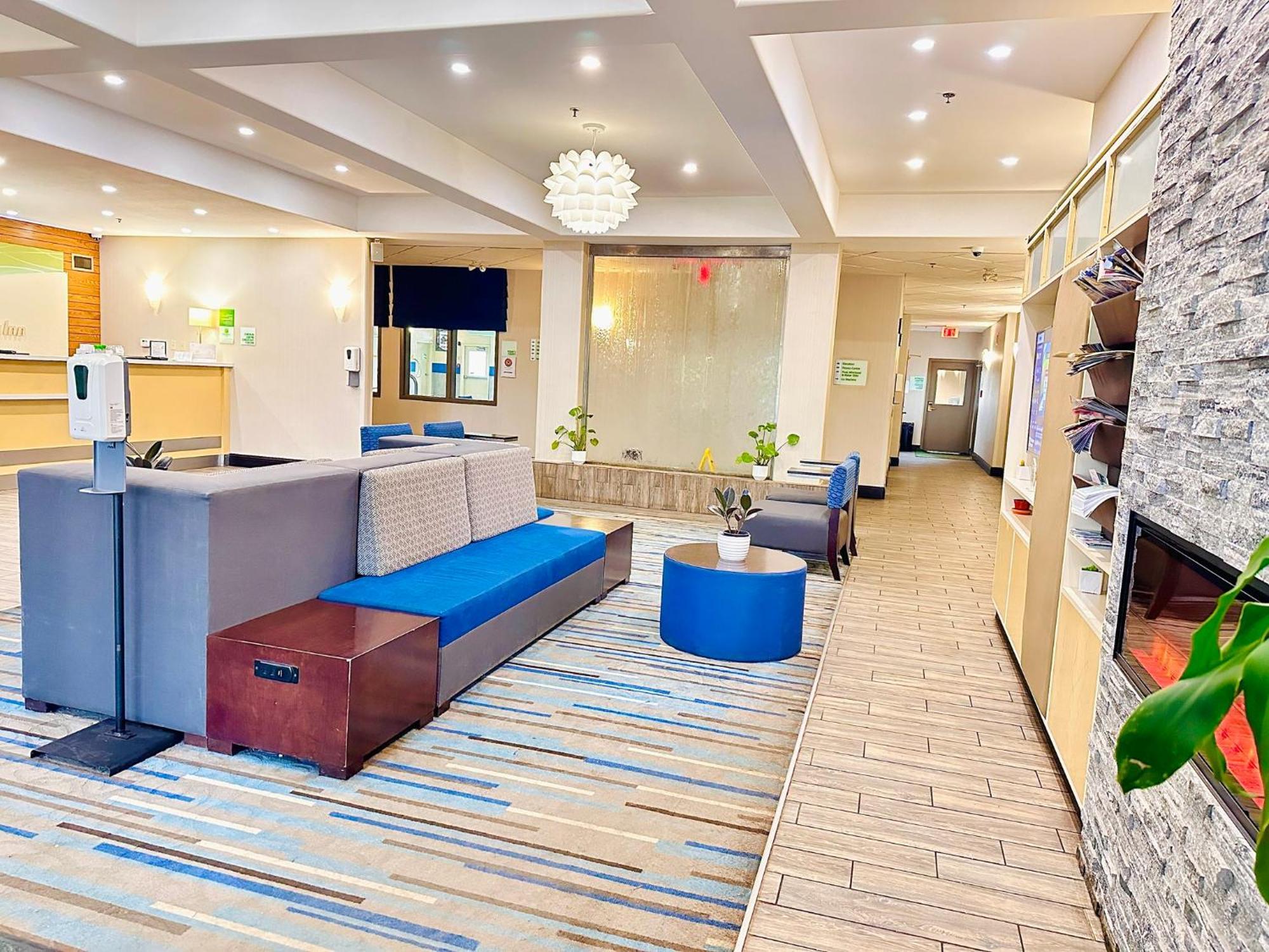 Holiday Inn Hotel & Suites Regina By Ihg Luaran gambar